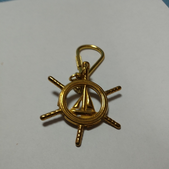 VINTAGE SOLID BRASS SHIPS WHEEL KEY RING HAND-MADE USA-never used - Picture 5 of 10